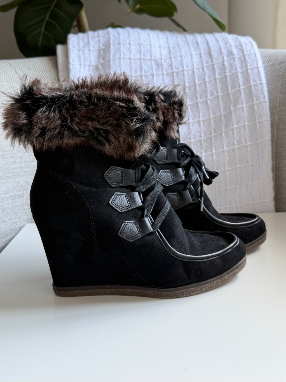 Black Faux-Fur Trim Wedge Ankle Boots